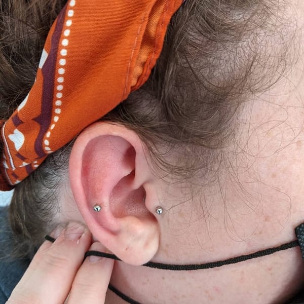 Laura Stone Beautician & Body piercer - Laura Stone Beautician & Body piercer