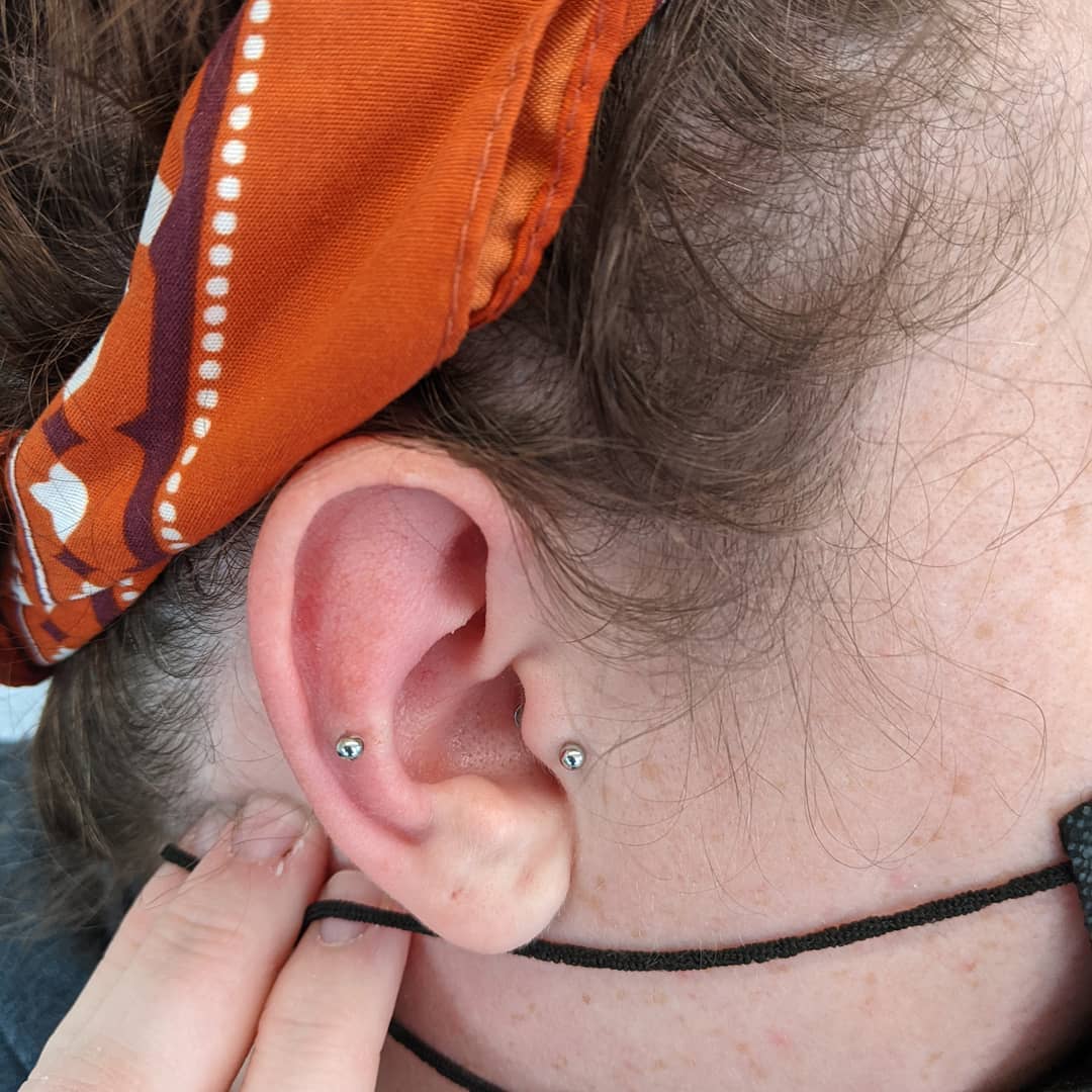 Laura Stone Beautician & Body piercer - Laura Stone Beautician & Body piercer